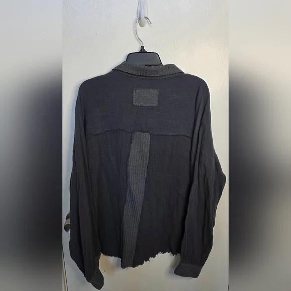 POL Navy Blue Oversized High Low Long Sleeve Henley Knit Top - Picture 2 of 13